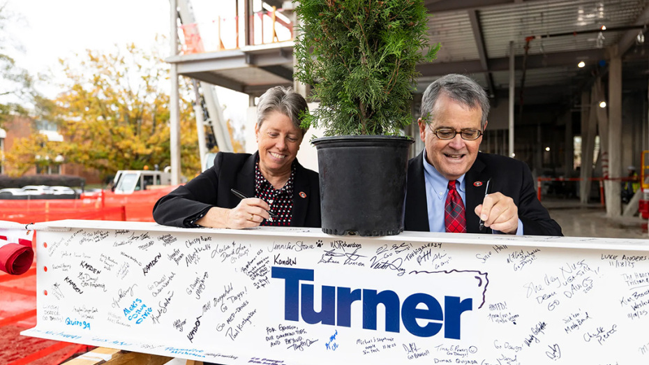 University of Georgia and Turner Celebrate School of Medicine Building Milestone